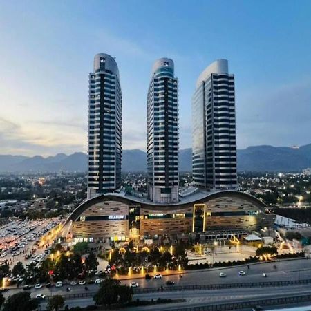 Centaurus Luxury Apartments Blue Area Islamabad, Lmy Exterior photo